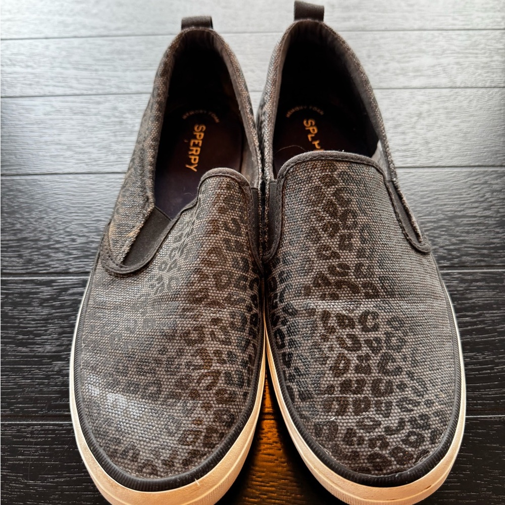 Sperry Black leopard / cheetah slip on canvas show size 10. Pre-loved